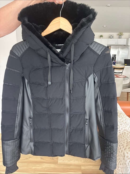 blanc noir Jackets & Blazers - blanc noir Black Quilted Hooded Puffer Jacket with Faux Fur Trim